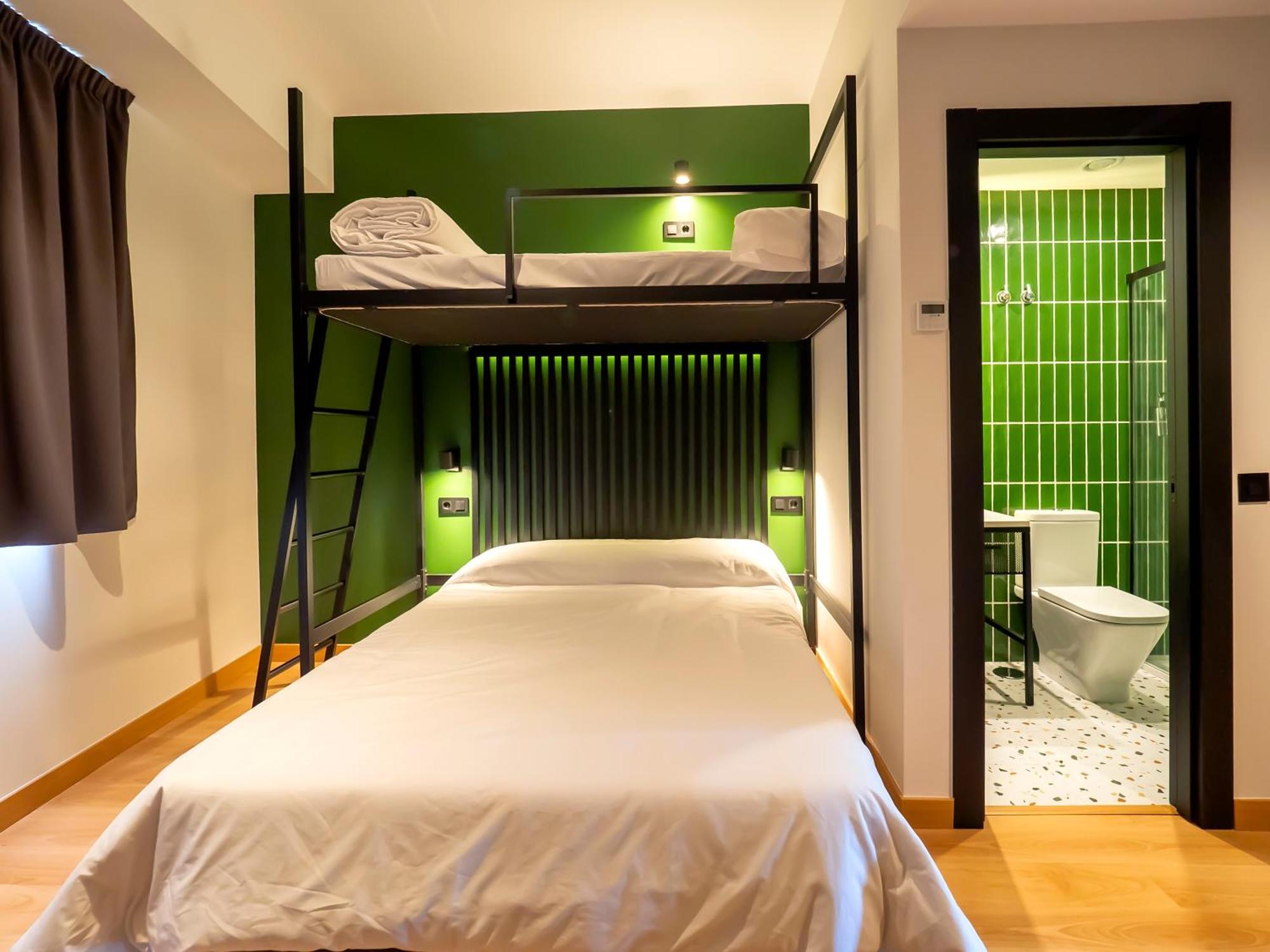 Wonder Albergue